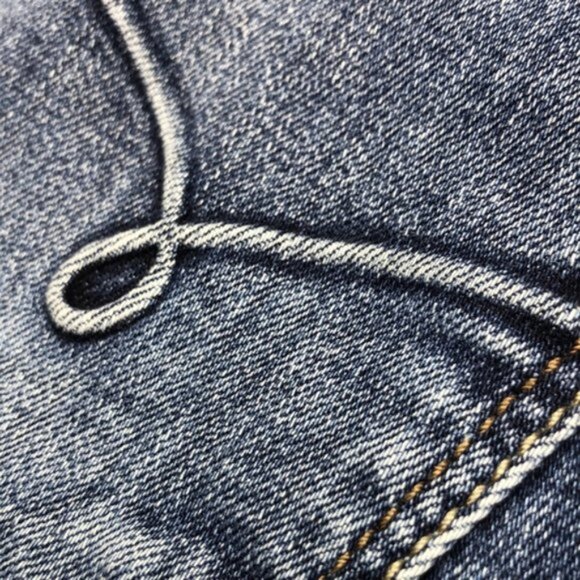 PREMIUM MAVI ASHLEY MIDRISE BOOTCUT JEANS 26x34 - Picture 12 of 13